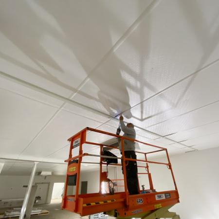 Hygienic ceiling with PolySto RenoPanel